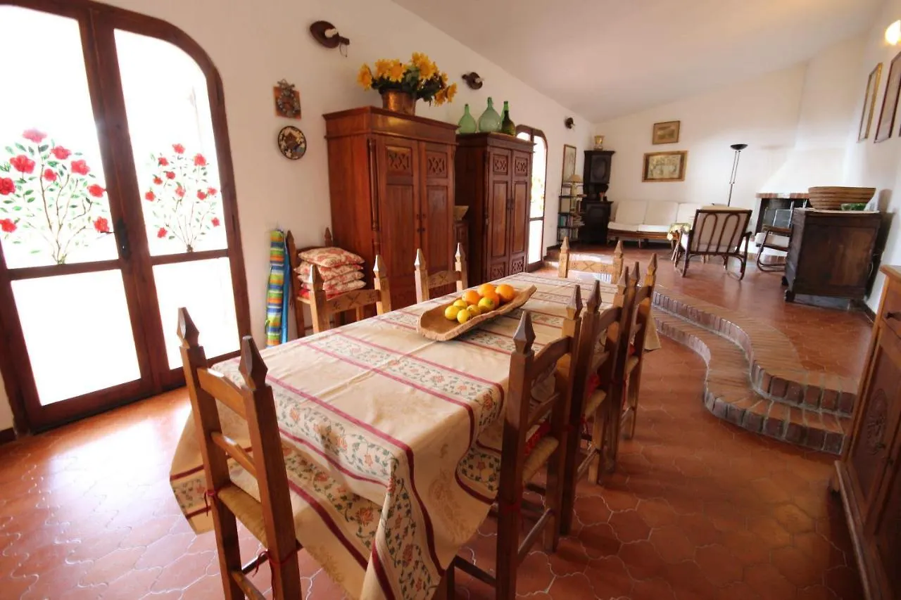 Villa Lucrezia Torre delle Stelle 0*,